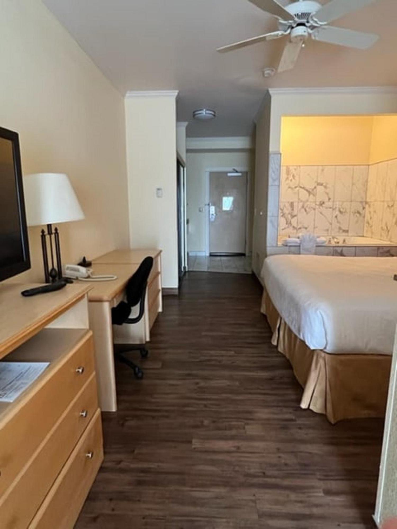 אושן שורס Lighthouse Suites Inn מראה חיצוני תמונה