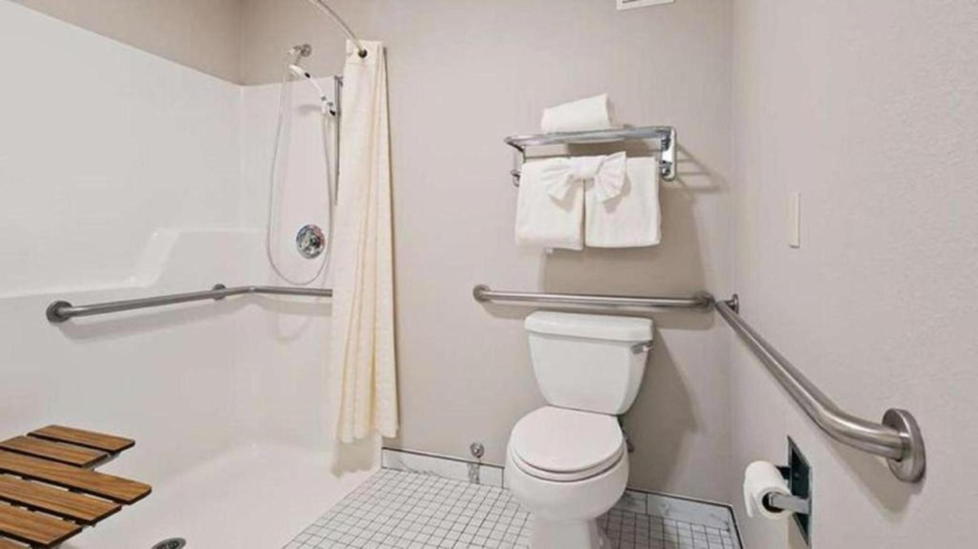 אושן שורס Lighthouse Suites Inn מראה חיצוני תמונה