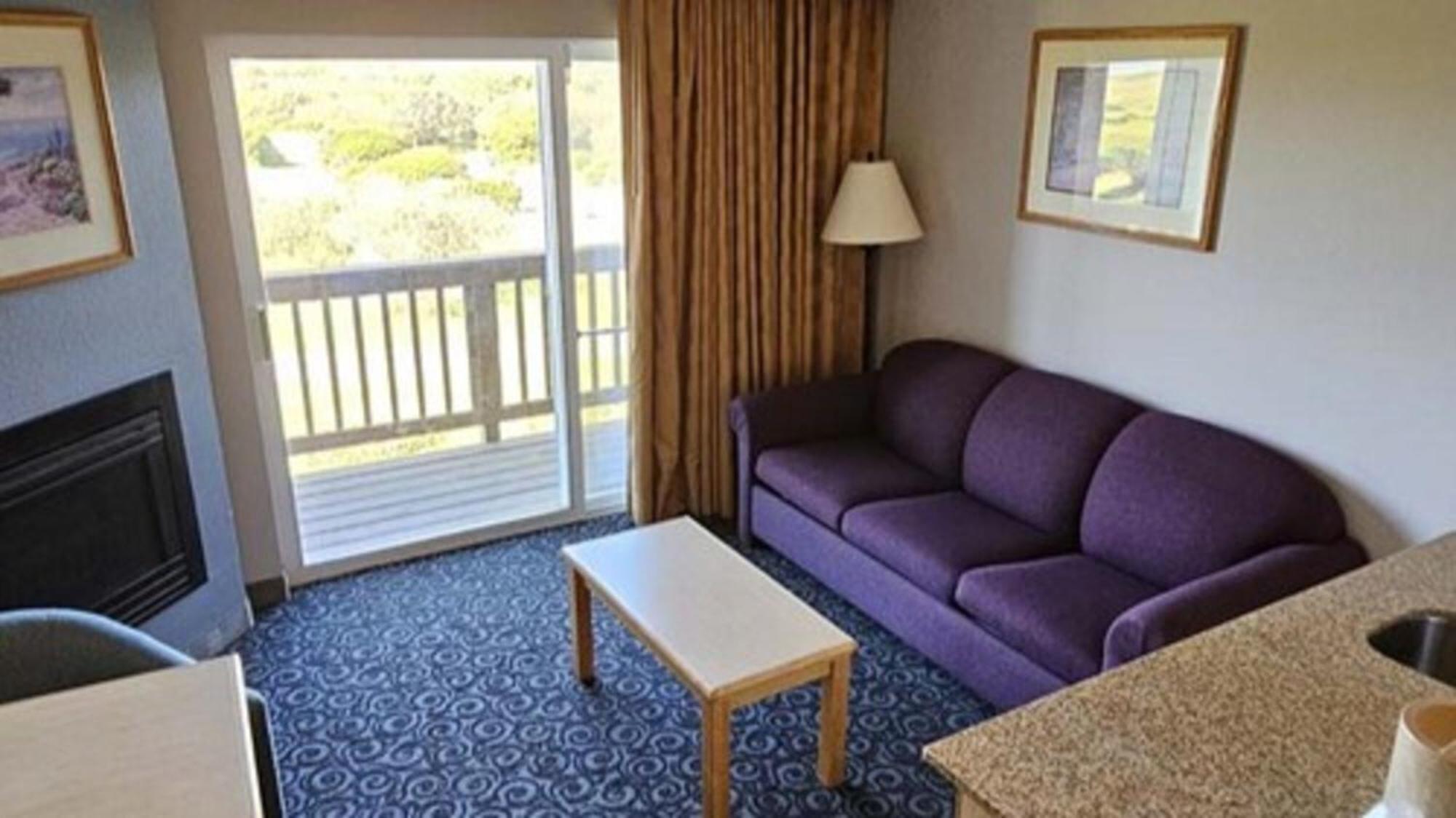 אושן שורס Lighthouse Suites Inn מראה חיצוני תמונה